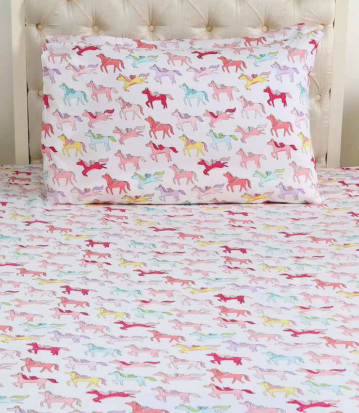 Unicorn Dreams Bedsheet